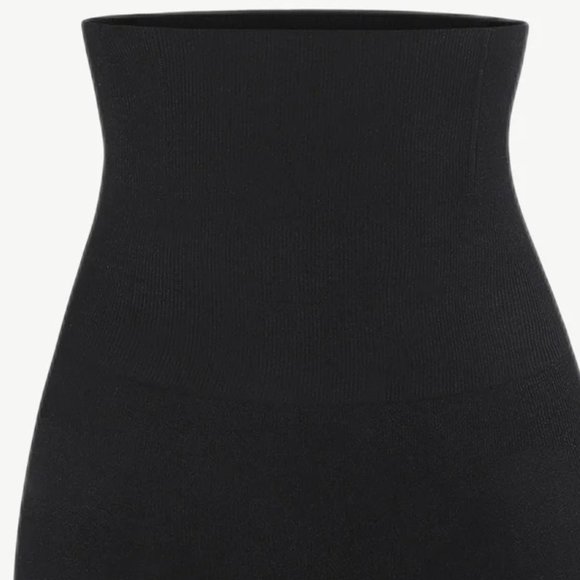 High Waist Shapewear Shorts - Picture 7 of 7